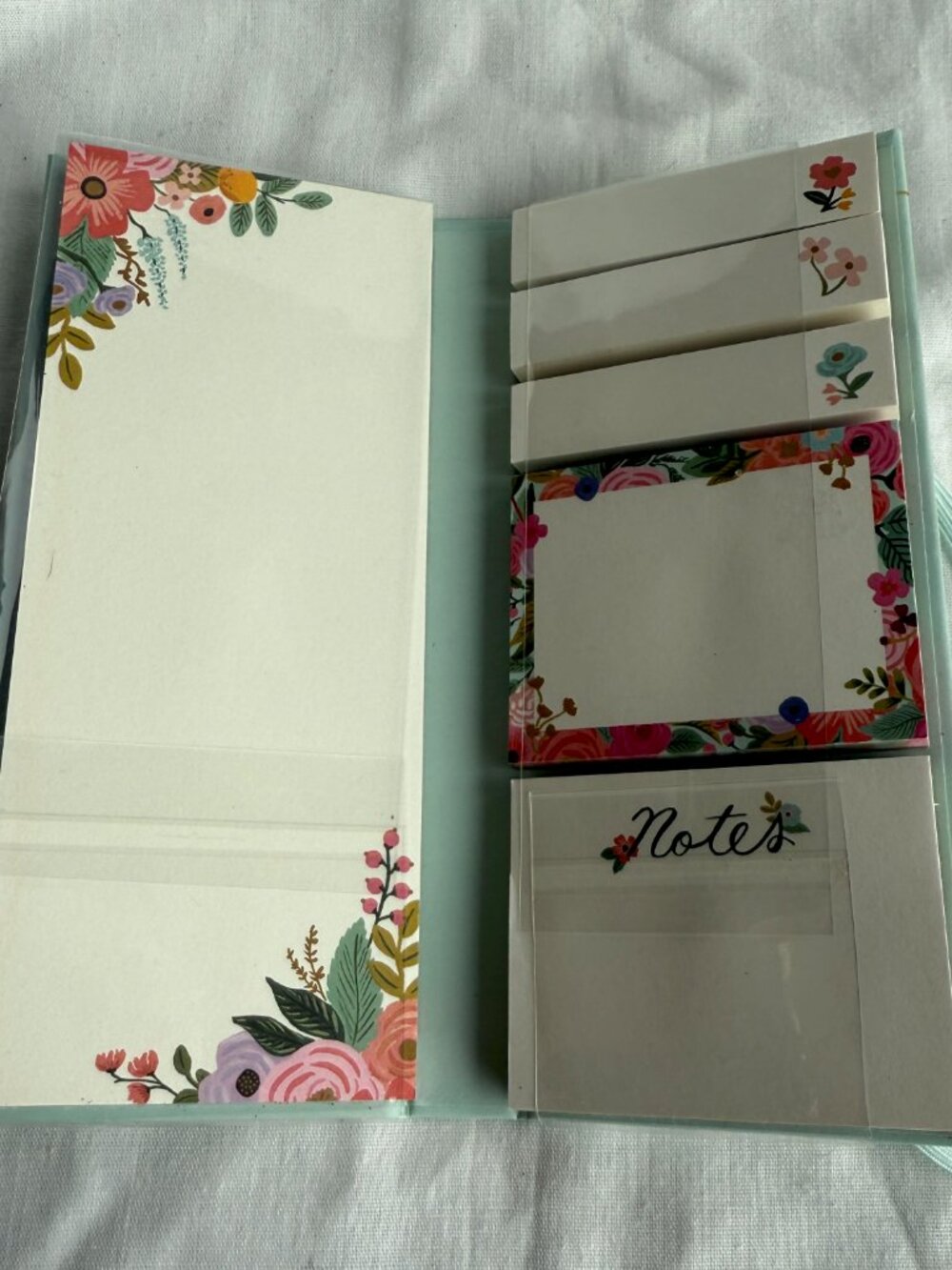 Rifle Paper Co. Garden Party Sticky Note Folio - Picture 3 of 3